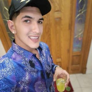 Meet your Posher, Giovanni